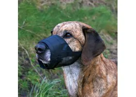 Намордник закритого типу з сіткою Trixie нейлон, чорний