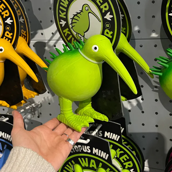 Іграшка для собак Kiwi Walker «Птах ківі» 13,5 см (латекс)